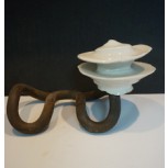 ESCULTURA FUSIÓN HIERRO Y PORCELANA