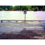 Río crecido