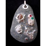COLGANTES EN PIEDRA