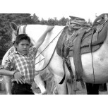 NIÑO CON CABALLO