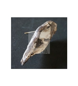 BROCHE 9 MARRON Y BLANCO
