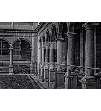 CLAUSTRO CON BICICLETA