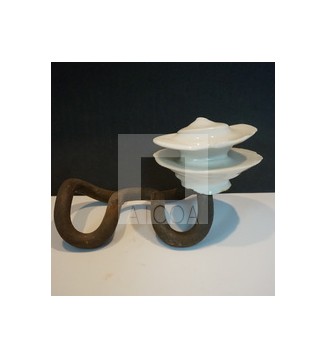 ESCULTURA FUSIÓN HIERRO Y PORCELANA